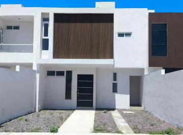 Casa de 3 habitaciones, San Juan del Río · Casa en Venta en Santa Cruz Nieto, San Juan del Río