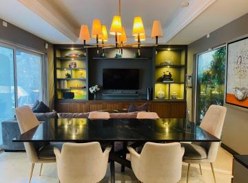 Casa de 3 habitaciones, San Pedro Garza García · Casa en Venta en Mesa de La Corona