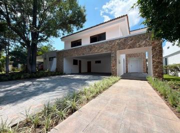 Casa de 3 habitaciones, Zapopan · Casa en Renta en Valle Real