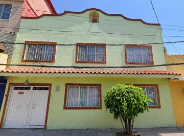 Casa de 3 habitaciones, Iztapalapa · Casa en Venta en Granjas Esmeralda