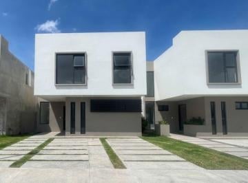 Casa de 3 habitaciones, San Mateo Atenco · Casa en Renta en Garza Azul, San Mateo Atenco.