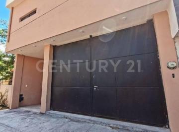 Casa · 150m² · 3 Estacionamientos · Casa en Venta con Precio de Oportunidad!