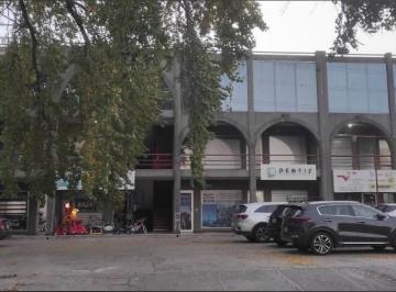 Oficina · 120m² · 3 Estacionamientos · Oficina en Las Torres