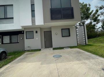 bfbafe6d6f51cf08e75fdd8ada4d371d32d85ac3ed1427ec97bcbe6b7697c340 · Casa en Renta – El Paraíso