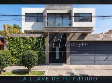 Casa de 5 habitaciones, Naucalpan de Juárez · Casa en Venta en Fuente de Mercurio Lomas de Tecamachalco Naucalpan de Juárez