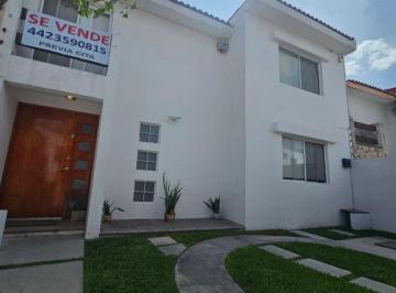 Casa de 3 habitaciones, Querétaro · Casa en Venta en Milenio III