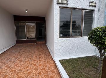 Casa de 3 habitaciones, Zapopan · Casa Bien Ubicada