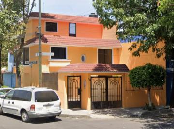 Casa de 4 habitaciones, Azcapotzalco · Casa - Azcapotzalco - El Rosario