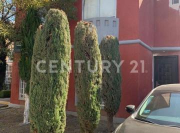 Casa · 55m² · 2 Recámaras · 1 Estacionamiento · Casa en Renta en Hacienda de Cuautitlán, Cuautitlán, Mex.