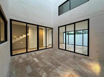 1 · Villa con 3 Habitaciones en Tixcuytun Al Norte de Merida, Yucatan