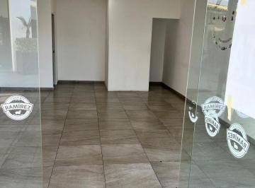 Local comercial , Aguascalientes · Rmc - Local en Venta en La Planta Baja de Plaza de La Cantera
