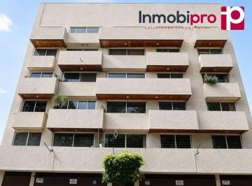 Departamento · 100m² · 3 Recámaras · 2 Estacionamientos · Departamento en Venta en La del Valle