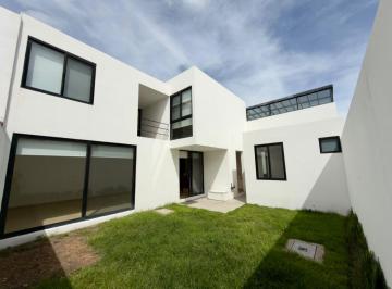 Casa de 3 habitaciones, Querétaro · Casa en Venta y Renta, Altos Juriquilla, Qro