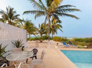 Villa de 3 habitaciones, Dzemul · Villa Frente Al Golfo de México en Complejo Privado, San Bruno