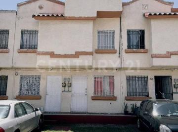 Casa en condominio · 90m² · 4 Recámaras · 1 Estacionamiento - Century 21 Modelo · Casa en Venta en Villa del Real 4ª Sección, Tecámac