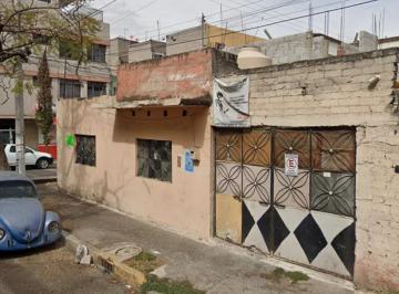 Casa de 3 habitaciones, Gustavo A. Madero · Casa en Venta en San Pedro Zacatenco