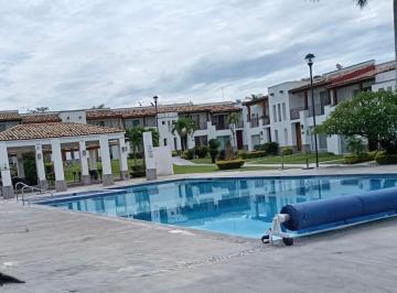 Casa en condominio de 3 habitaciones, Xochitepec · Casa en Condominio en Venta y Renta en Fraccionamiento Vista Santa Fe