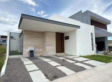 Casa de 2 habitaciones, León · Casa de Nueva en Venta Lomas del Molino V Leon, Gto. Zona Norte | Casa de Una Planta Frente Área Ver