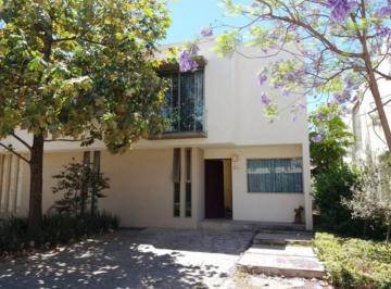 Casa de 3 habitaciones, Zapopan · Casa en Renta en Bosques Vallarta