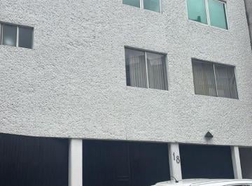 Departamento de 3 habitaciones, Coyoacán · Venta Departamento en Insurgentes Cuicuilco con 3 Recamaras y Estacionamiento Independiente.