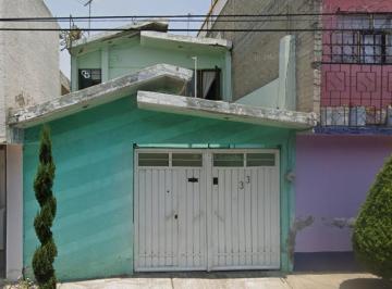 Casa de 3 habitaciones, Iztapalapa · Casa en Venta en Cerro de La Estrella