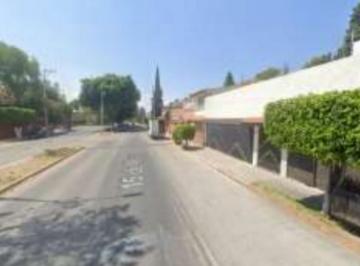 Casa de 4 habitaciones, Puebla · Casa de 559 m² con 4 Recámaras en Venta en Club de Golf Las Fuentes