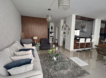 Casa · 250m² · 3 Recámaras · 2 Estacionamientos · Casa en Renta en Privadas del Canadá, Escobedo