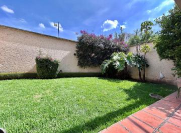 Casa en condominio de 3 habitaciones, Cuajimalpa de Morelos · Casa en Renta con Jardín Propio en Cuajimalpa | Condominio con Vigilancia 24/7