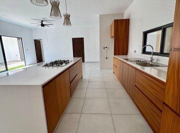 Casa de 3 habitaciones, Mérida · Casa en Venta de Una Planta, 3 Hb. 3 Baños 1/2, en Dzitytá, Mérida Yucatán