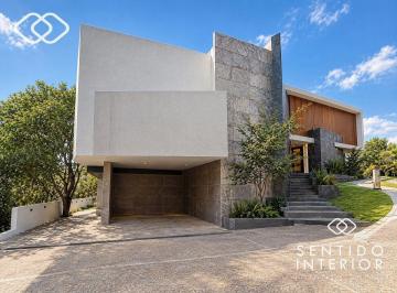 b129d246bbe2d8c0f2c1be14607bca3d5628ba9858b4f7f01654fc37f8cc2f73 · Residencia a Estrenar en Rancho San Juan | 4 Recámaras / Alberca