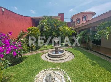 Casa · 209m² · 3 Recámaras · 1 Estacionamiento · Casa en Venta en Morelos, Jardines de Tlayacapan