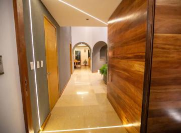 1 · Casa en Venta con 320 m² de Jardín y 4 Recamaras en Puebla