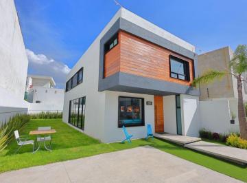 Casa en condominio de 4 habitaciones, Querétaro · Casa de 260 m² con 4 Recámaras en Venta en Residencial El Refugio