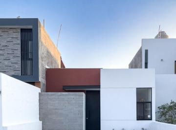 Casa de 2 habitaciones, Colima · Venta de Casa Una Planta Fracc Residencial Punto Rioja Acabamos de Primera Una Planta en Colima Col.