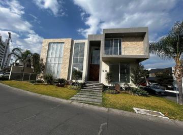 042b6489e04caef99051cdc18b8153c4afb15f563a6b72eae325118e9e127a49 · Casa Nueva | Villa Verona