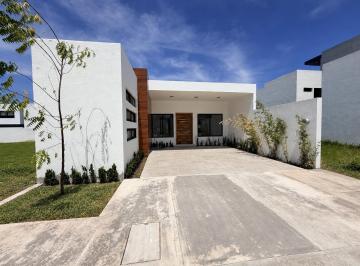 Casa · 116m² · 2 Recámaras · 2 Estacionamientos · Casa en Venta Lomas del Dorado Boca del Rio Veracruz