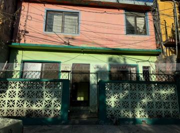 Casa · 141m² · 6 Recámaras · Casa en Venta en Monterrey Buenos Aires