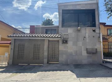Casa de 3 habitaciones, Naucalpan de Juárez · Casa en Venta en El Corazón de Satélite