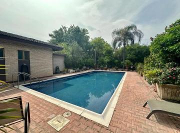 1 · Casa Para Remodelar en Los Rios