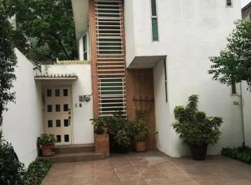 1 · Casa Semi - Amueblada en Venta en Mirador La Huasteca
