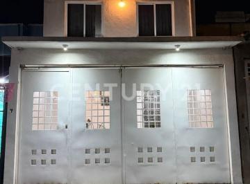 Casa · 75m² · 3 Recámaras · 2 Estacionamientos · Casa en Renta La Piedad, Cuauitlan Izcalli