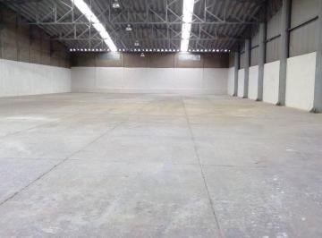 Nave industrial , Tlajomulco de Zúñiga · ¡Oportunidad! Bodega de 1,700 m Cerca del Aeropuerto de Gdl a Precio de Prerenta.