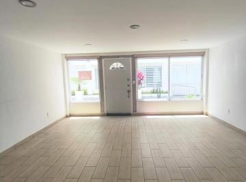 Casa · 200m² · 3 Recámaras · 2 Estacionamientos · Casa en Venta, Tecamachalco Estilo Town House en Condominio