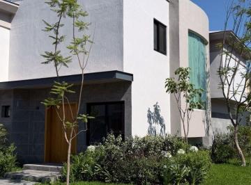Casa de 3 habitaciones, Zapopan · Casa en Venta en Virreyes, Zapopan