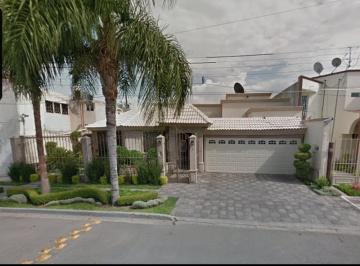 Casa de 5 habitaciones, Gómez Palacio · Casa en Venta en Gómez Palacios, Durango