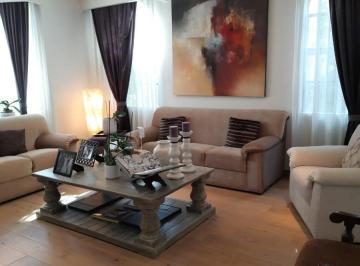 Casa · 450m² · 3 Recámaras · 2 Estacionamientos · Casa en Venta, Bosque de Las Lomas en Conjunto Para Remodelar