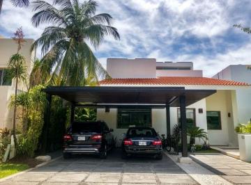 Casa de 4 habitaciones, Benito Juárez · Casa en Venta Isla Dorada, Cancun