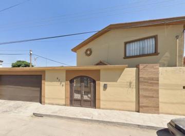 Casa de 3 habitaciones, Juárez · Venta Calle Pitagoras Condominio Monumental Mun. Juarez C. P. 32310 Chihuahua