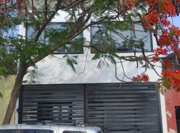 Casa de 3 habitaciones, Guadalajara · Casa Totalmente Remodelada en Venta