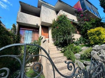 Casa · 180m² · 3 Recámaras · 1 Estacionamiento · Casa en Venta en Cd. Brisa, Naucalpan, Mex.